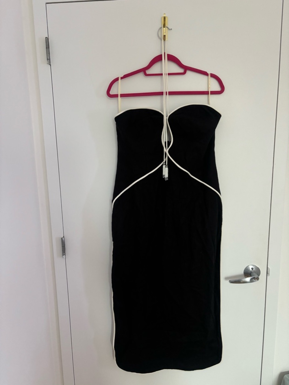 NWT Farm Rio Black and White Cut Out  Dress with White Piping